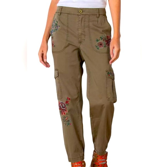 Sundance Botanical Cargo Jogger Pants Size 4 Floral Embroidered, Herb Green.